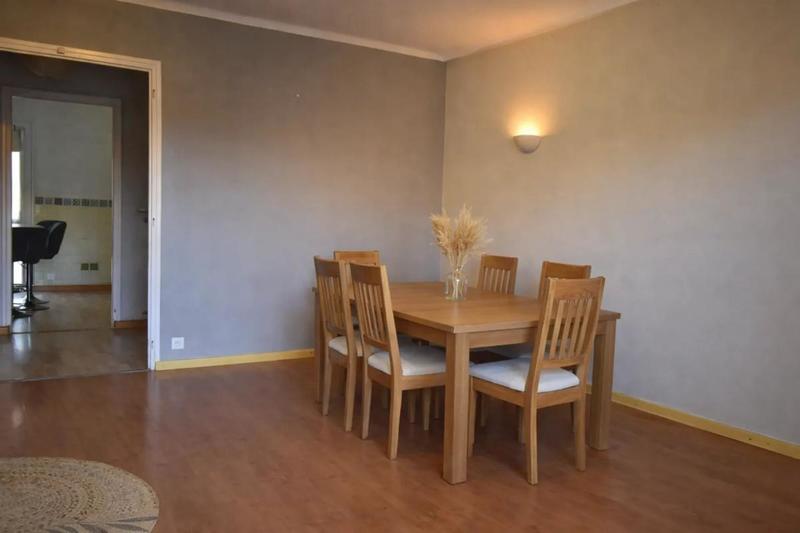 Appartement - 87 m² - 4 pièces