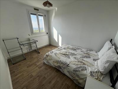 Appartement - 96 m² - 5 pièces