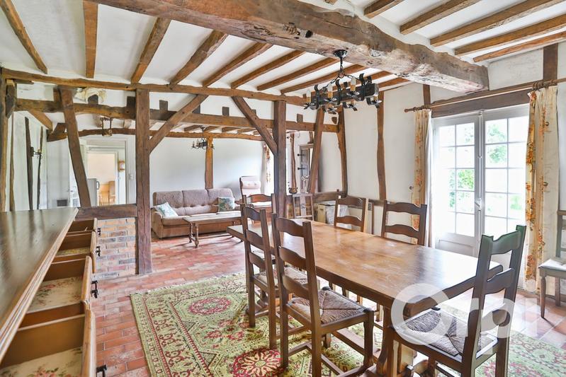 Maison - 96 m² - 4 pièces