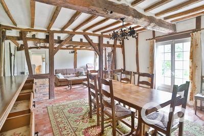 Maison - 96 m² - 4 pièces