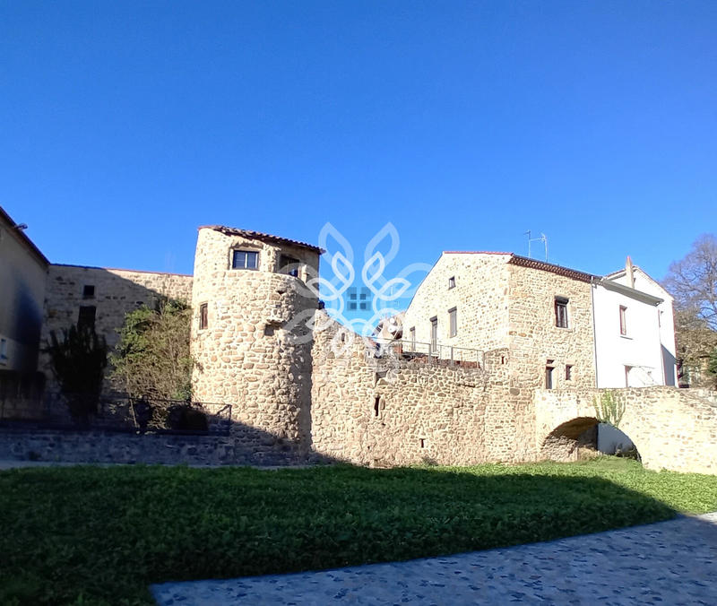 Maison - 120 m² - 4 pièces