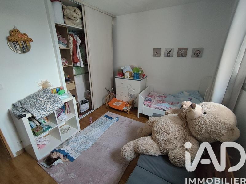 Appartement - 93 m² - 4 pièces