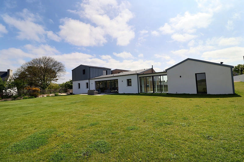 Maison - 295 m² - 7 pièces