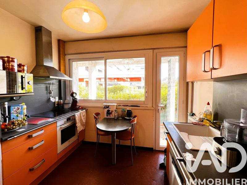 Appartement - 90 m² - 4 pièces