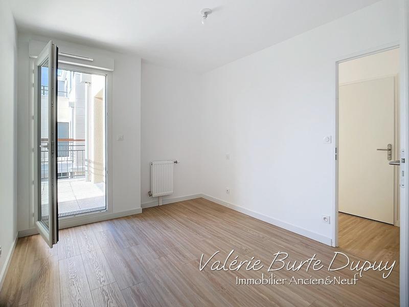 Appartement - 90 m² - 4 pièces