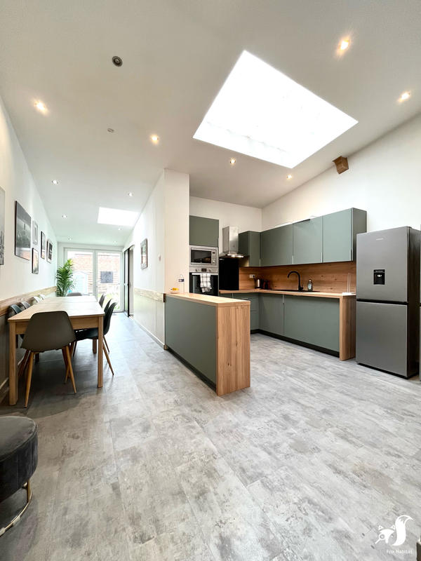 Maison - 130 m² - 6 pièces