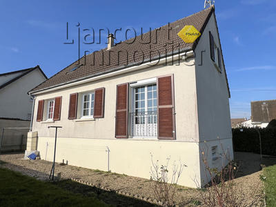 Maison - 112 m² - 5 pièces