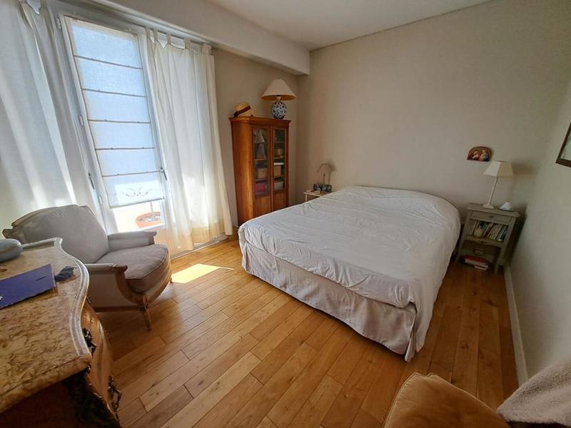Appartement - 123 m² - 6 pièces