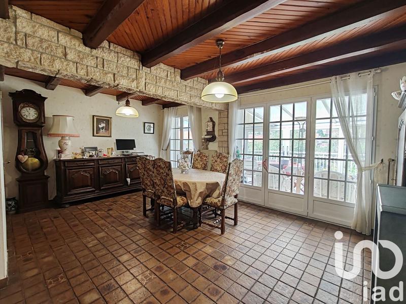 Maison - 203 m² - 7 pièces