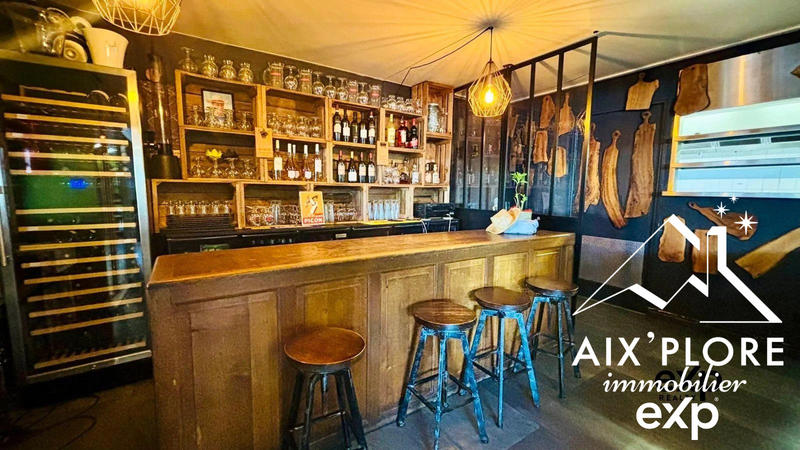 Fonds de commerce - 300 m²