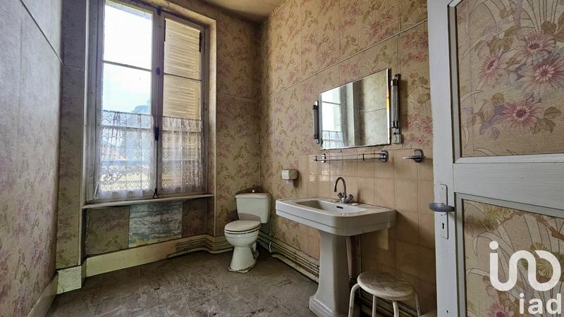 Maison - 271 m² - 10 pièces