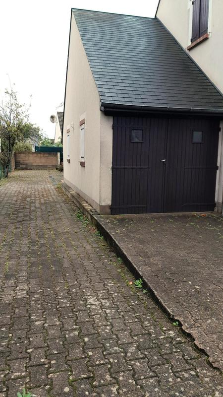 Maison - 132 m² - 8 pièces