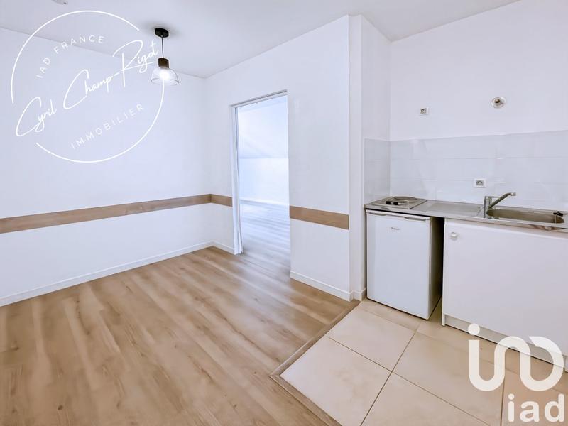 Studio - 40 m² - 1 pièce