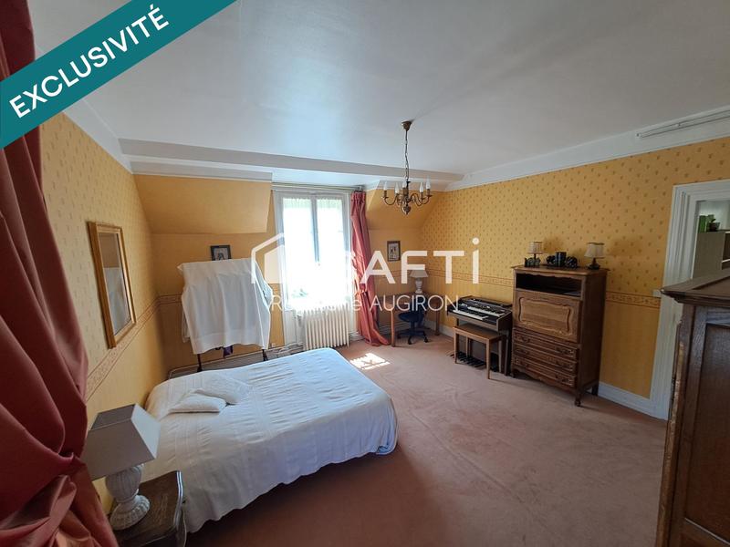 Villa - 304 m² - 10 pièces