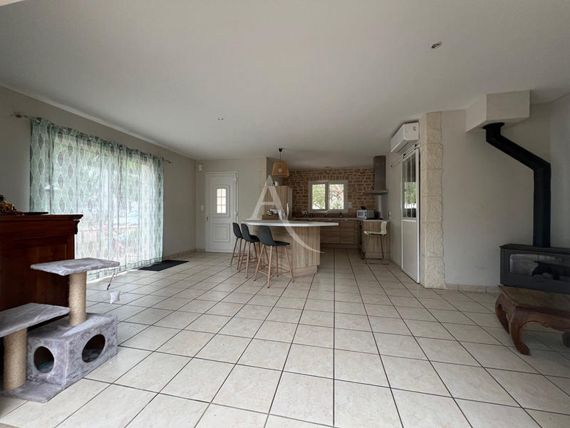 Maison - 114 m² - 6 pièces