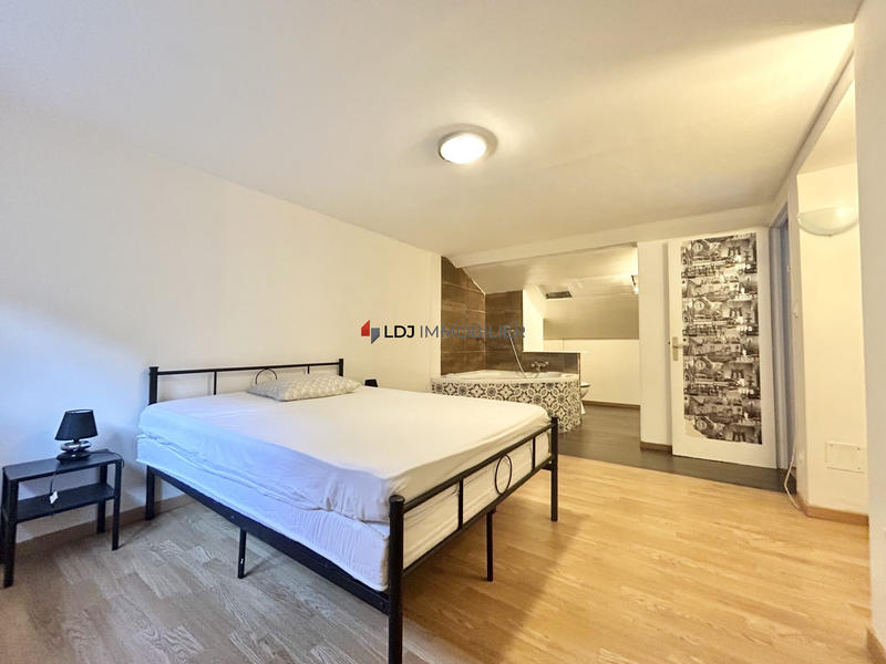 Appartement - 93 m² - 3 pièces