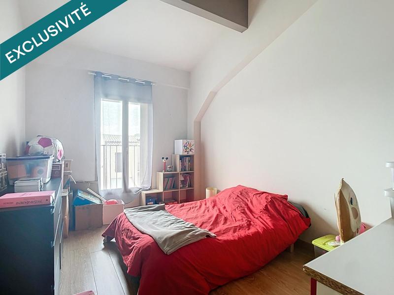 Maison - 209 m² - 9 pièces