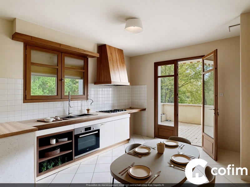 Maison traditionnelle - 176 m² - 7 pièces