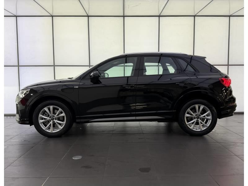 Audi Q3 45 TFSIe 245 ch s tronic 6 s line
