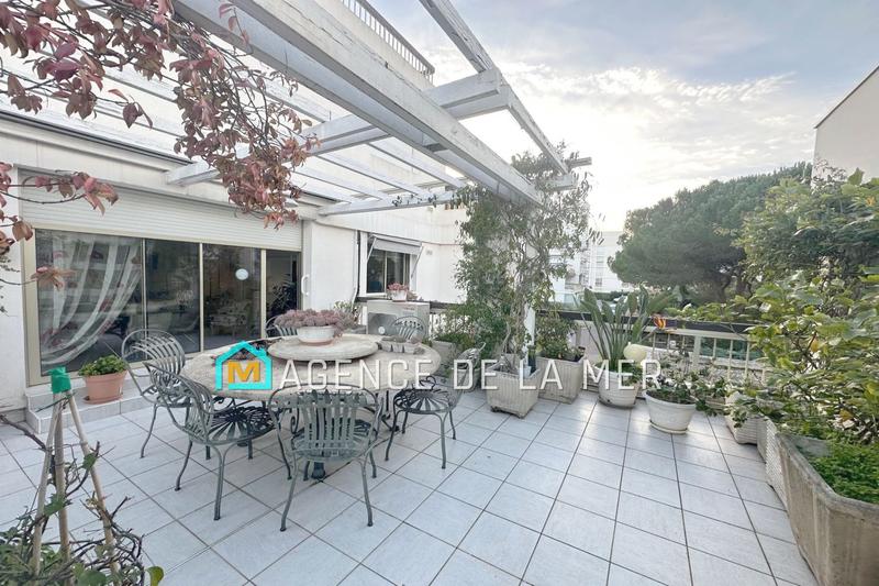 Appartement - 97 m² - 4 pièces