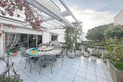 Appartement - 97 m² - 4 pièces