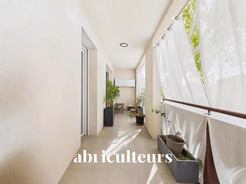 Appartement - 70 m² - 3 pièces