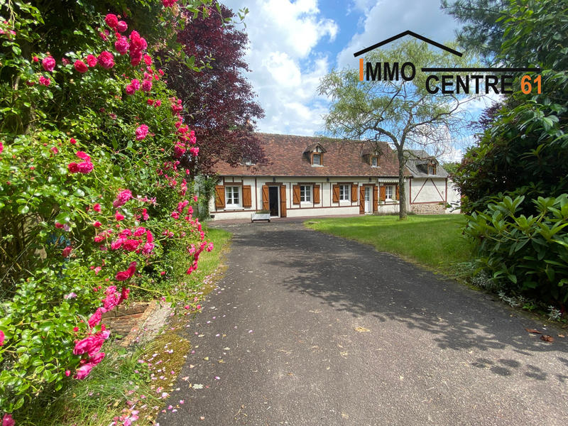 Maison - 140 m² - 6 pièces