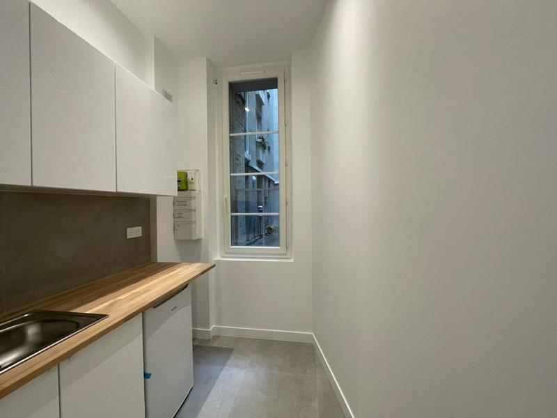 Appartement - 82 m² - 2 pièces