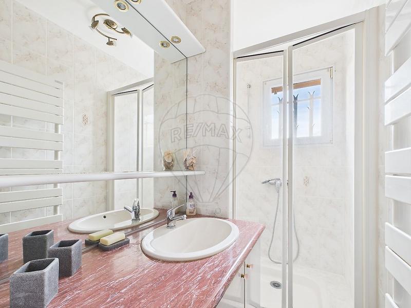 Villa - 185 m² - 5 pièces