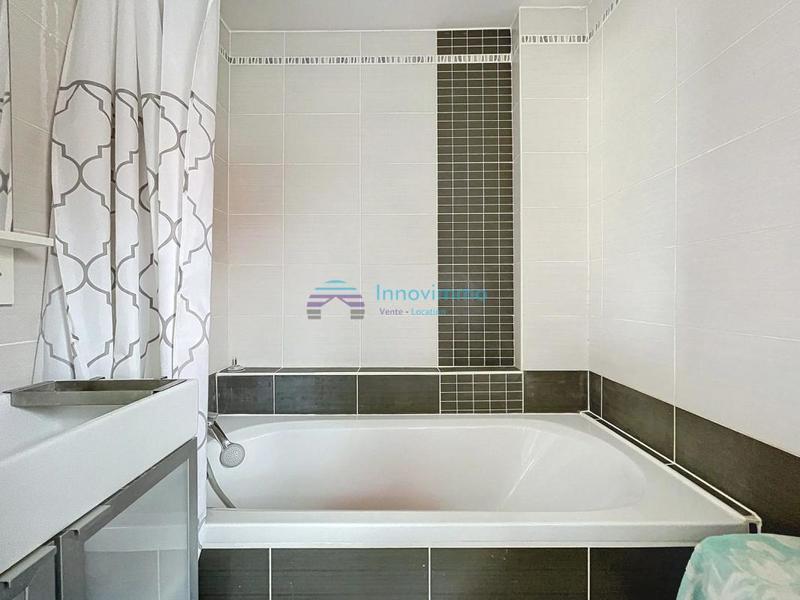 Maison - 82 m² - 5 pièces