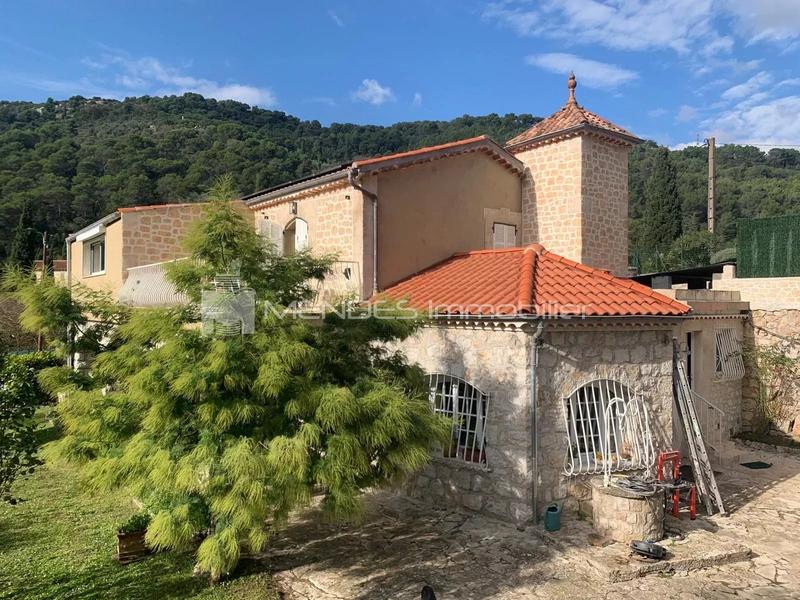 Villa - 138 m² - 5 pièces