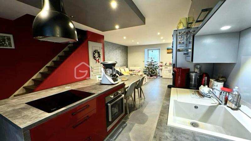 Maison - 76 m² - 4 pièces