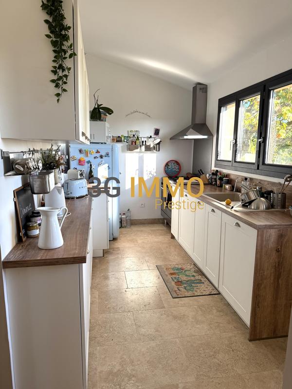 Corps de ferme - 198 m² - 9 pièces