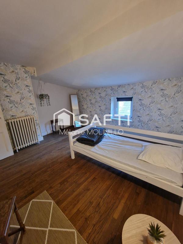 Maison - 204 m² - 12 pièces