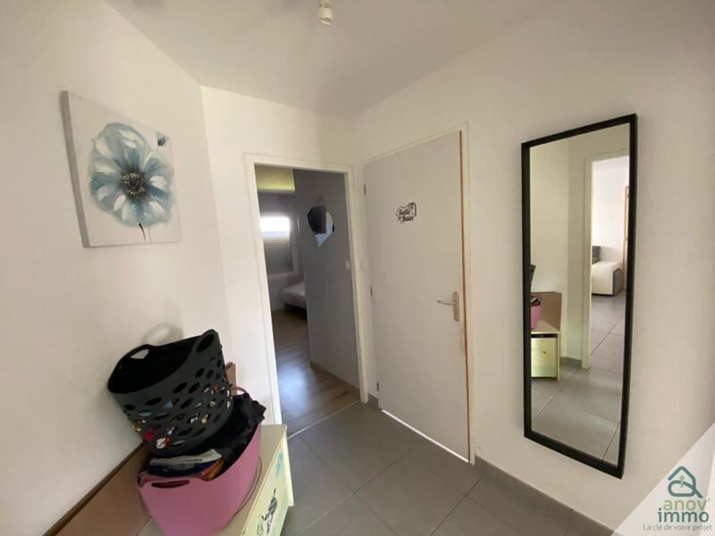 Pavillon - 96 m² - 5 pièces