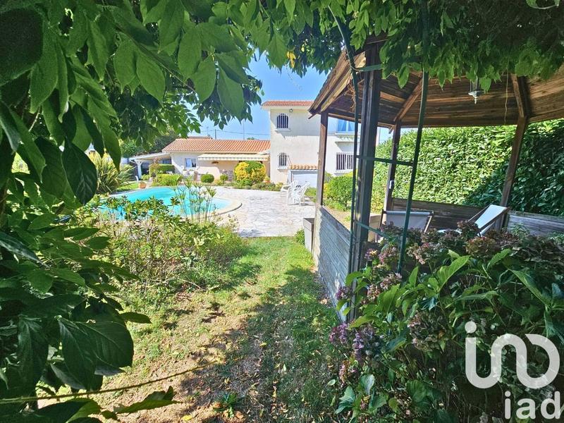 Maison - 136 m² - 5 pièces