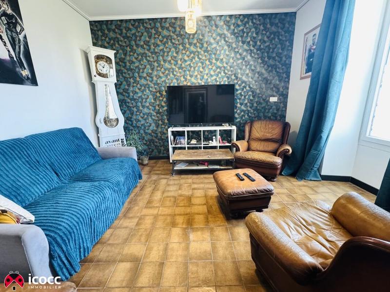 Maison - 149 m² - 8 pièces