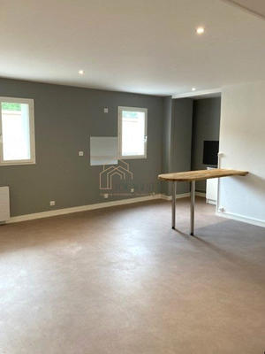 Appartement - 77 m² - 2 pièces