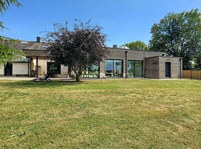 Maison de campagne - 395 m² - 7 pièces