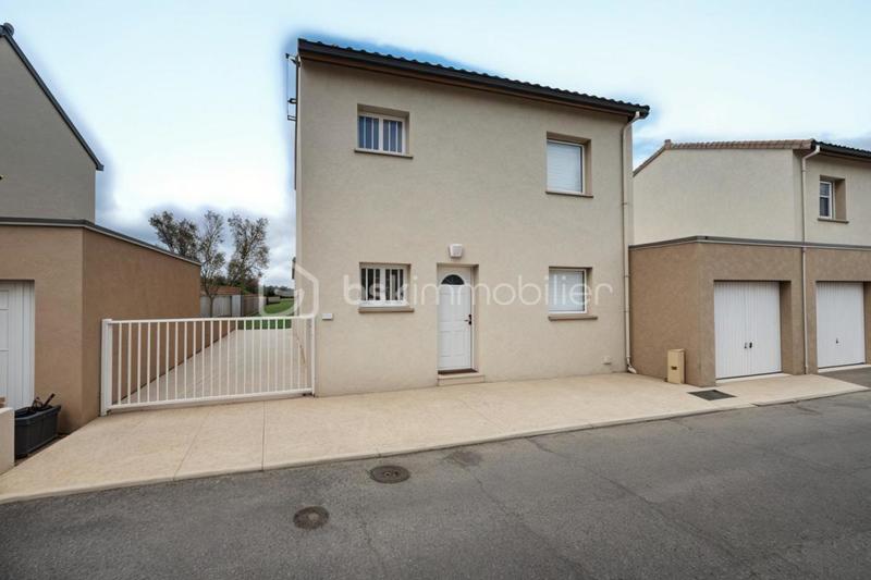 Maison - 93 m² - 4 pièces