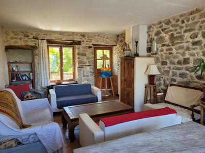 Maison - 170 m² - 9 pièces