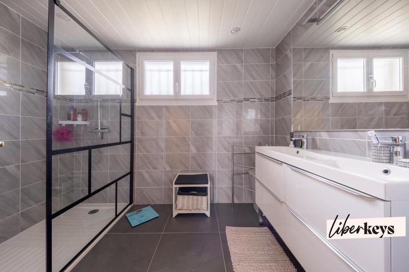 Villa - 150 m² - 7 pièces