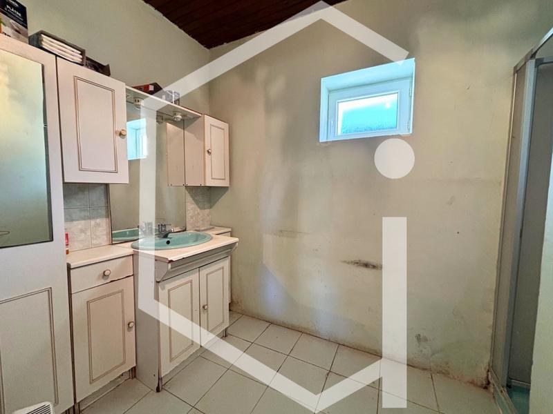 Maison - 218 m² - 9 pièces