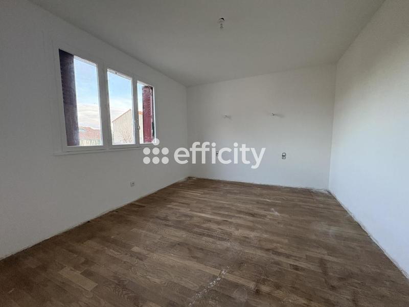 Maison - 90 m² - 3 pièces