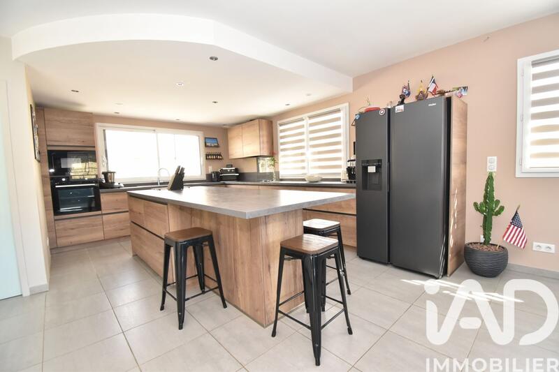 Maison - 155 m² - 6 pièces