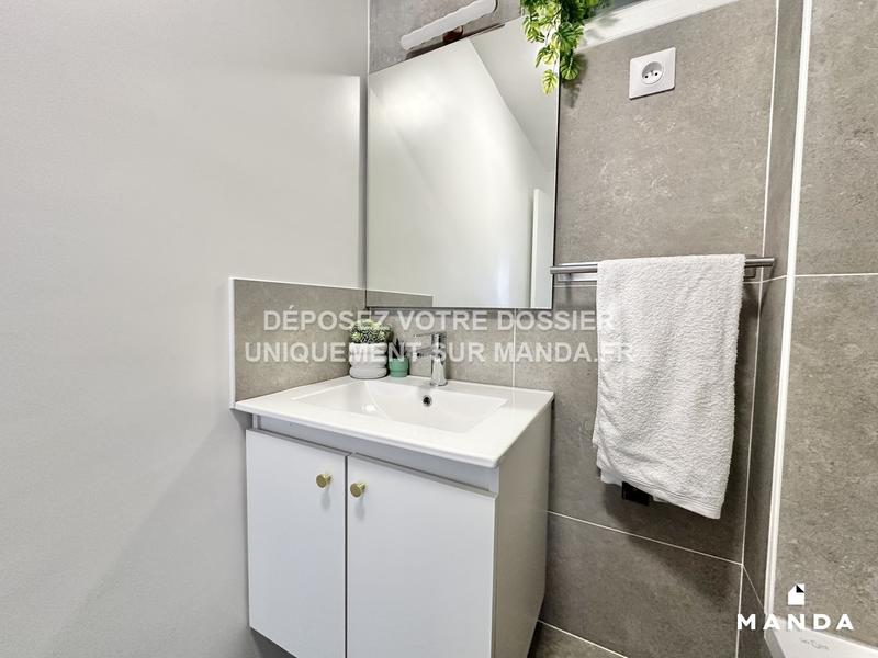 Chambre - 10 m² - 4 pièces