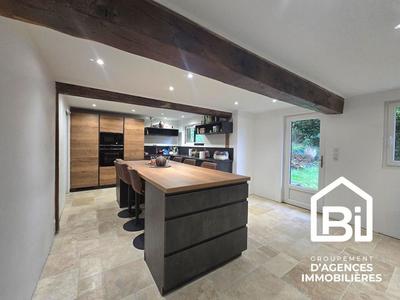 Maison - 187 m² - 6 pièces