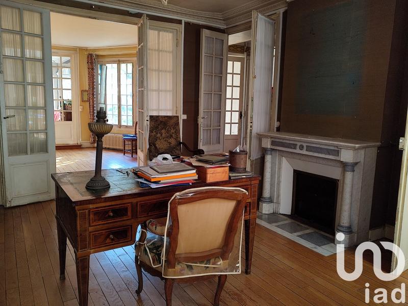 Maison - 246 m² - 10 pièces