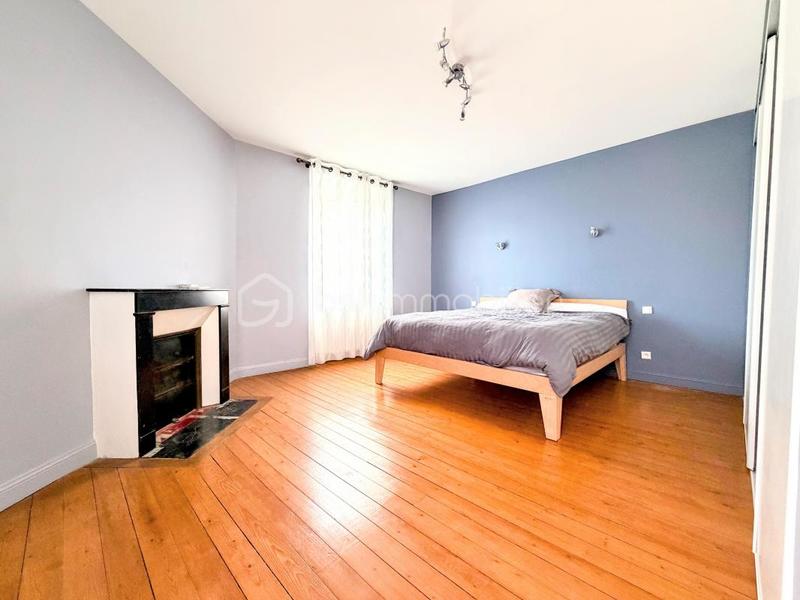 Maison - 289 m² - 12 pièces