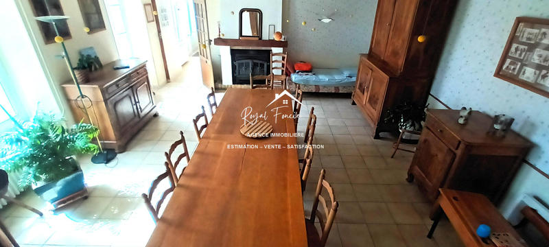 Maison ancienne - 239 m² - 10 pièces